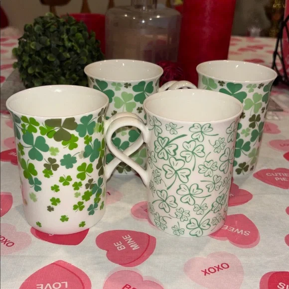 4 Stechcol Gracie Bone China Shamrock Mugs - Picture 3 of 7